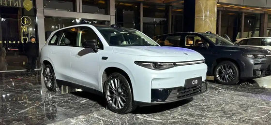 Mittelklasse Crossover Leapmotor C10 Grau 530 Komfort Edition Elektro-Familie-SUV